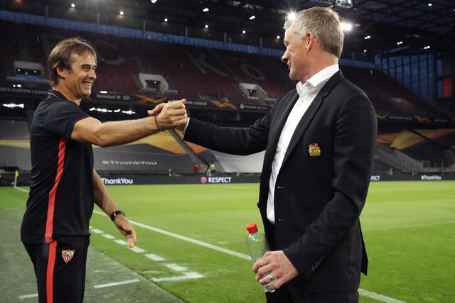 iPhone 18正式发布！《爱情公寓》的预言成真，胡一菲重现经典桥段